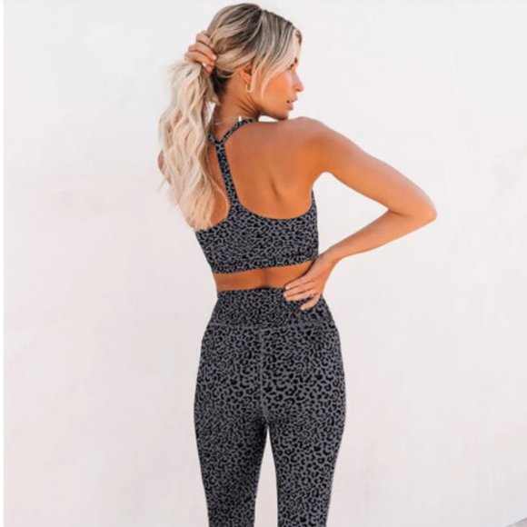 Courtney Leopard Print Y Sports Bra Grey - Picture 4 of 5